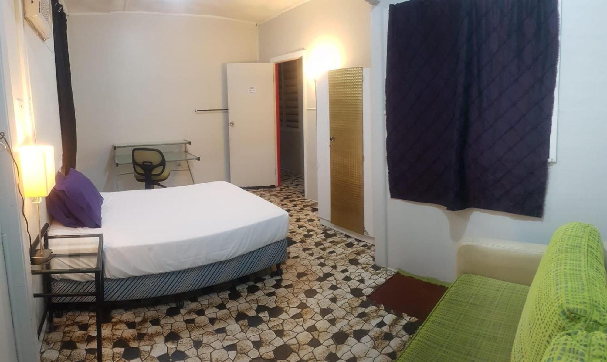 Hostel Asylum Cairns Share House Exterior foto