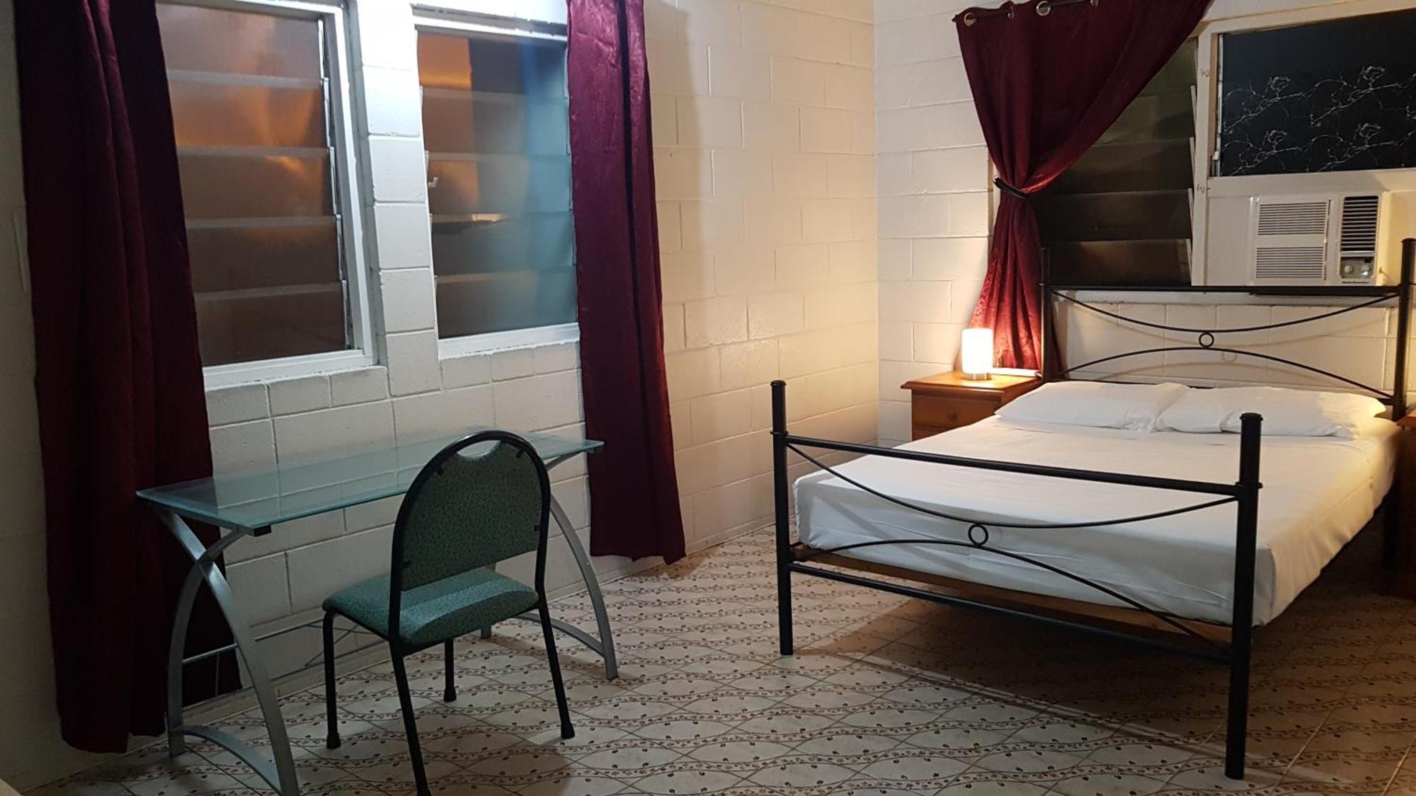 Hostel Asylum Cairns Share House Exterior foto