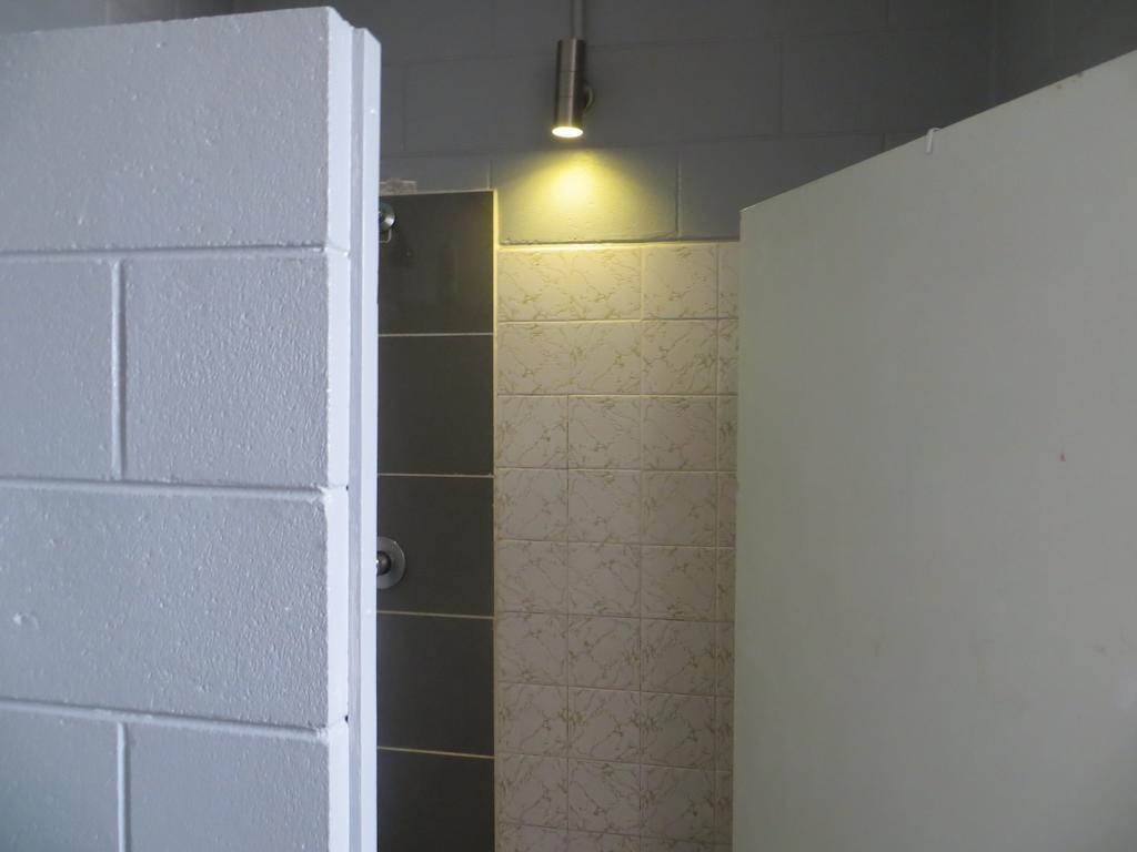 Hostel Asylum Cairns Share House Exterior foto