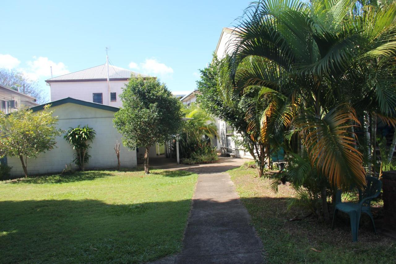 Hostel Asylum Cairns Share House Exterior foto